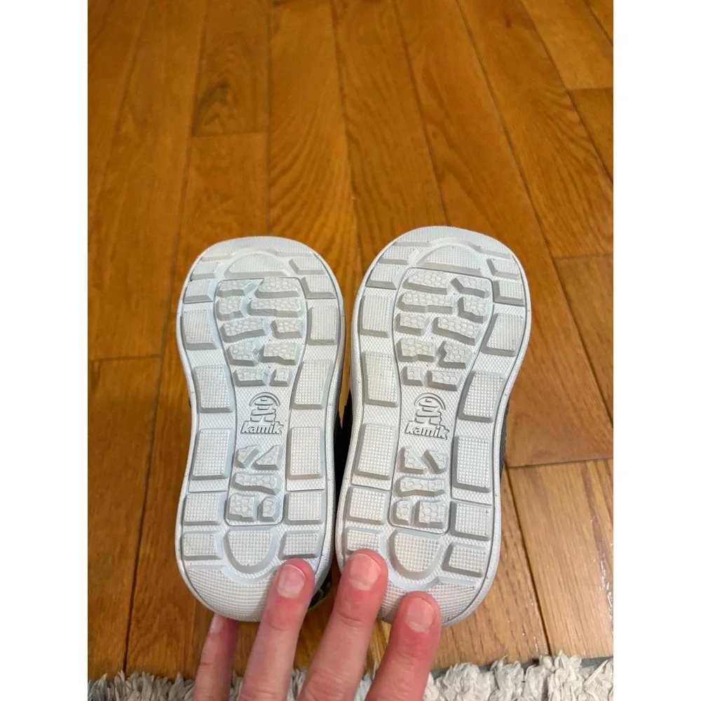 NWOT Kamik Kids Penny3 Snow Boots Silver Grey Waterproof Faux Fur‎ Size  5